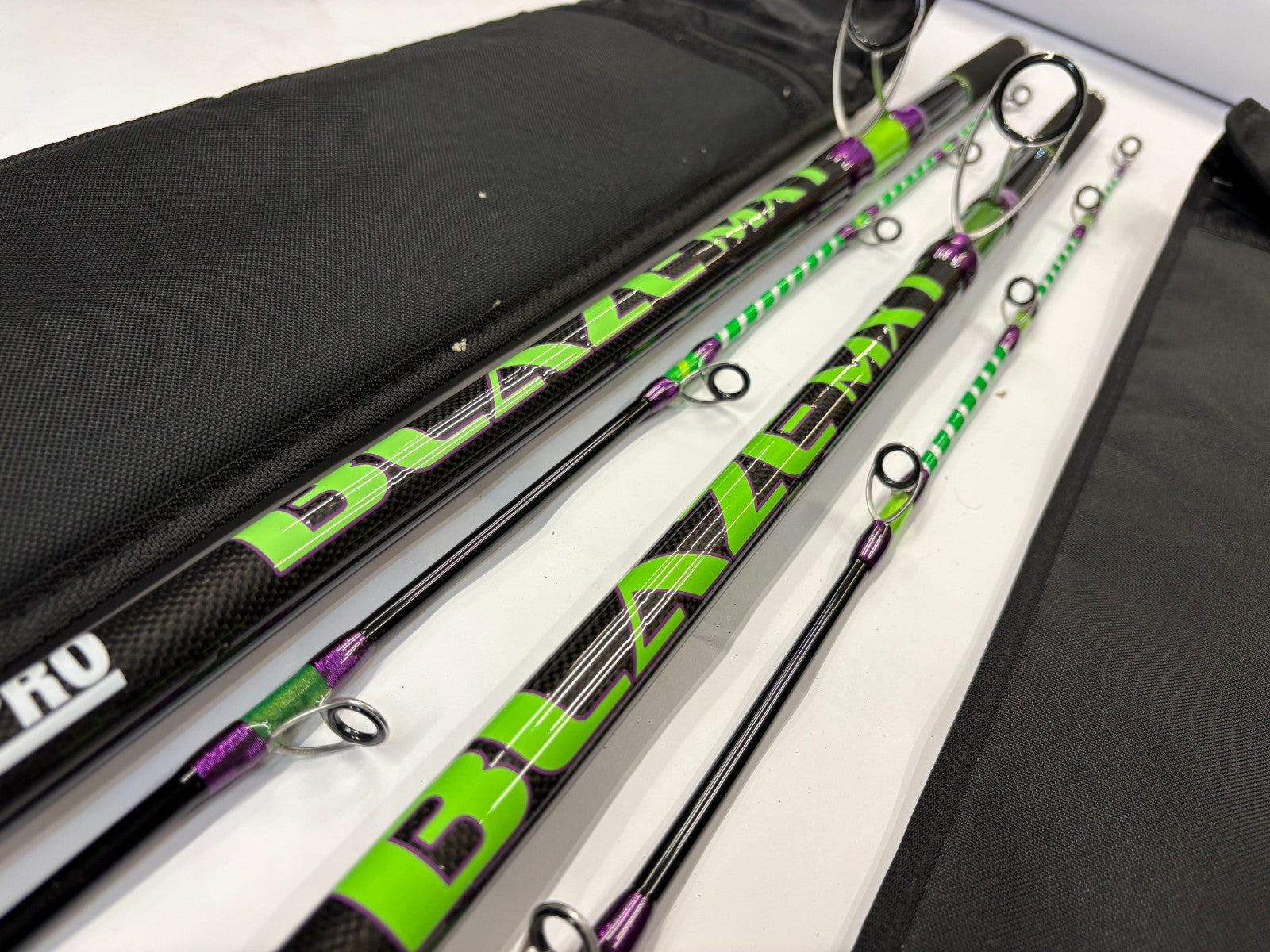 2x *Pair TronixPro Blaze MXI 13FT 2-5o Light Sea FISHING Rod Mint Quick Delivery