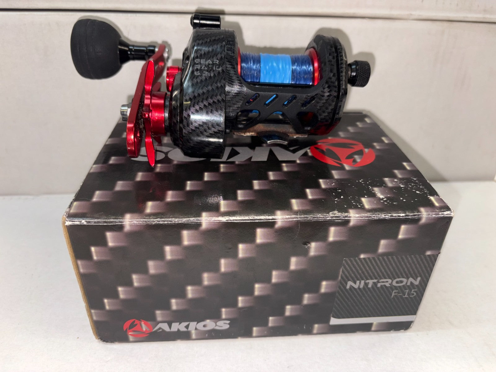 AKIOS NITRON F-15 SEA Fishing Multiplier Reel Red Great Quick Delivery