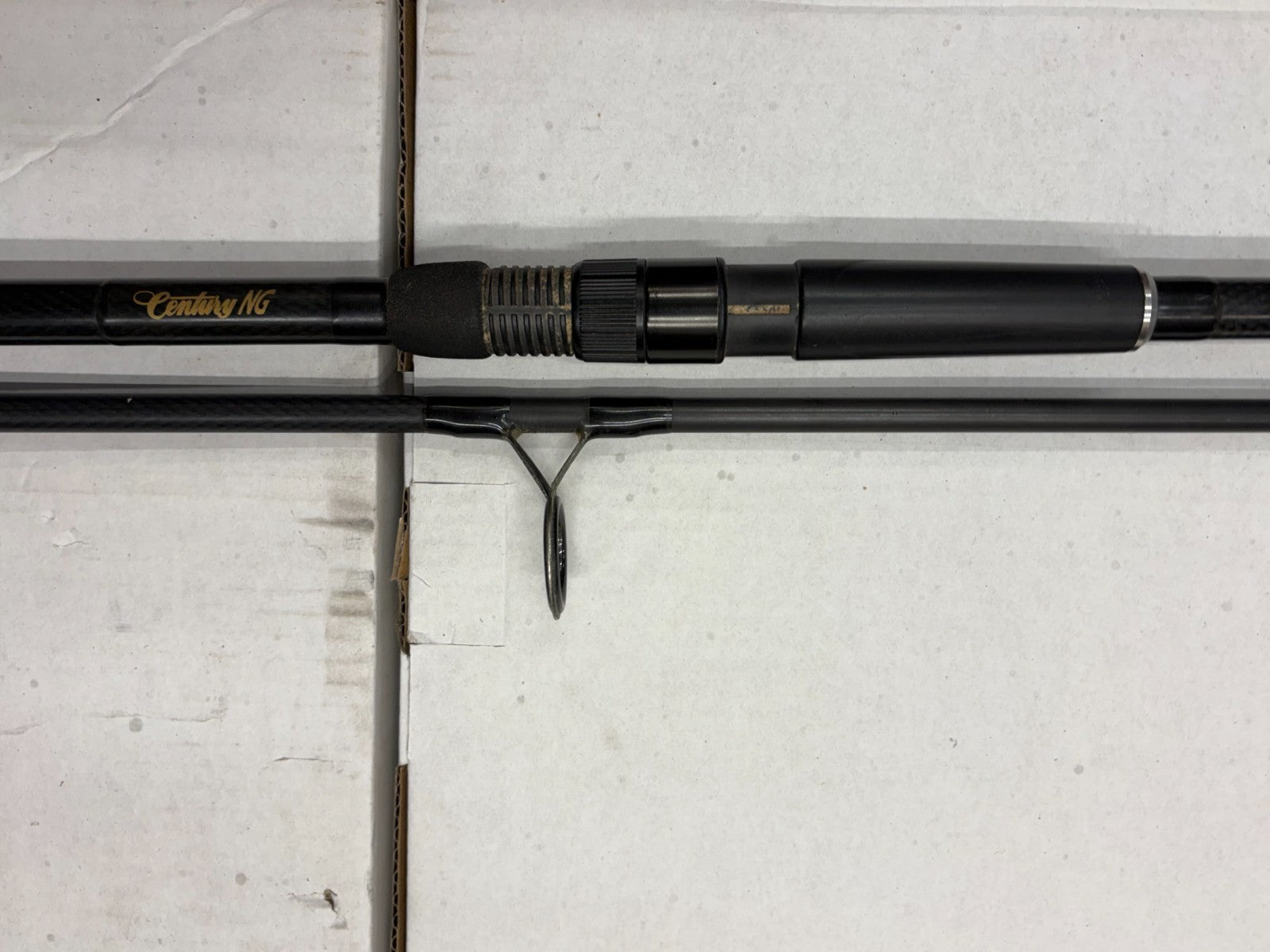 Century NG Carp Fishing Rod  2.75 LBS 12FT Good Quick Delivery