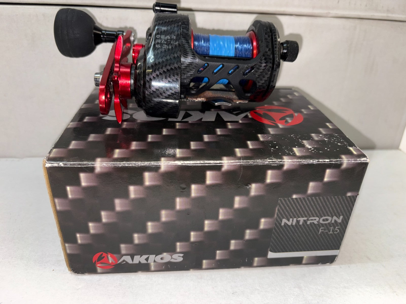 AKIOS NITRON F-15 SEA Fishing Multiplier Reel Red Great Quick Delivery