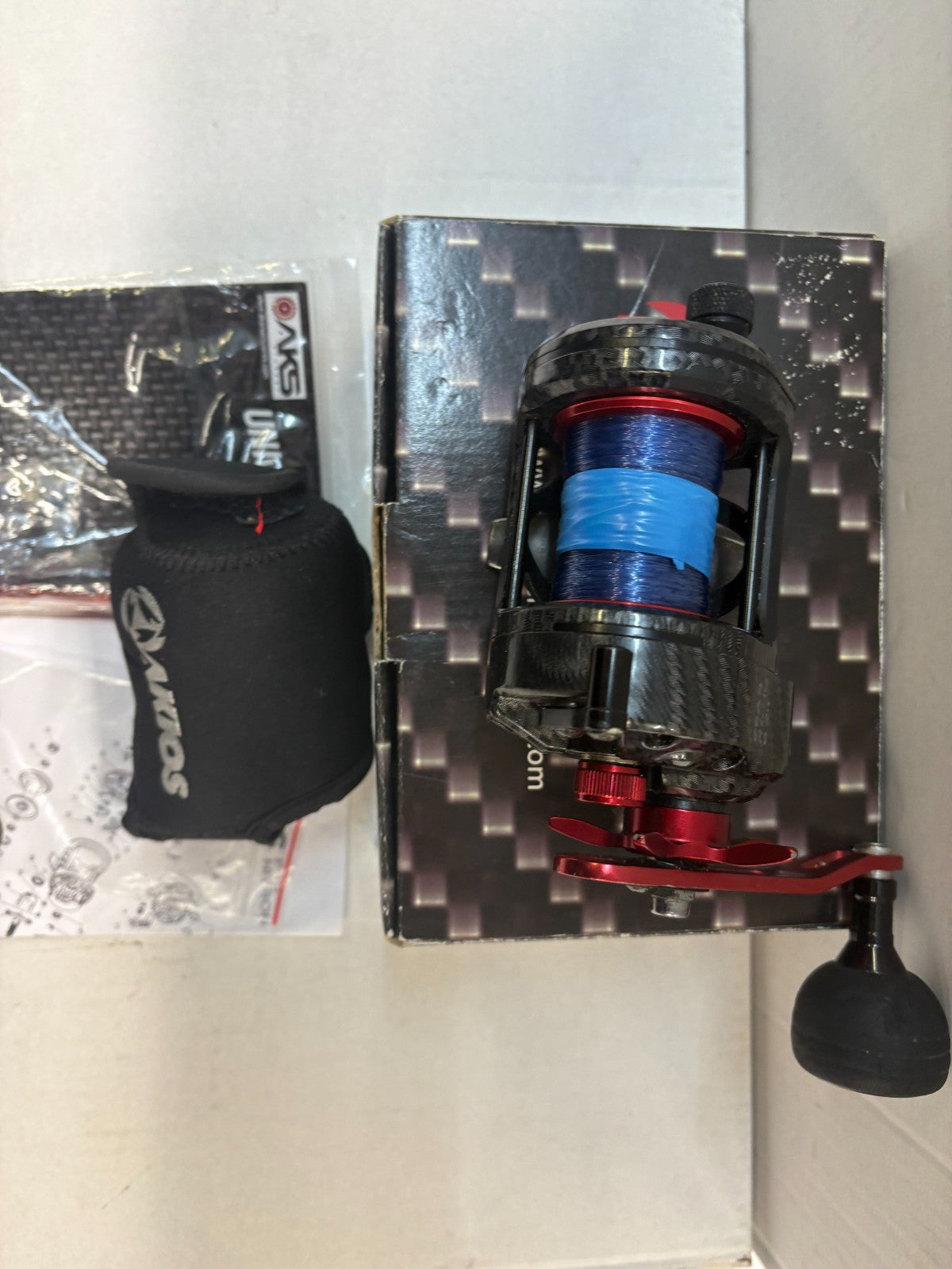AKIOS NITRON F-15 SEA Fishing Multiplier Reel Red Great Quick Delivery